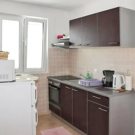 아파트 Modern With Sea View In 68 M² 두브로브니크