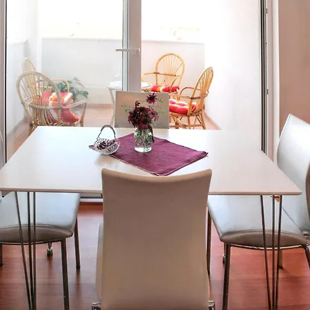Modern With Sea View In 68 M² Dubrovnik